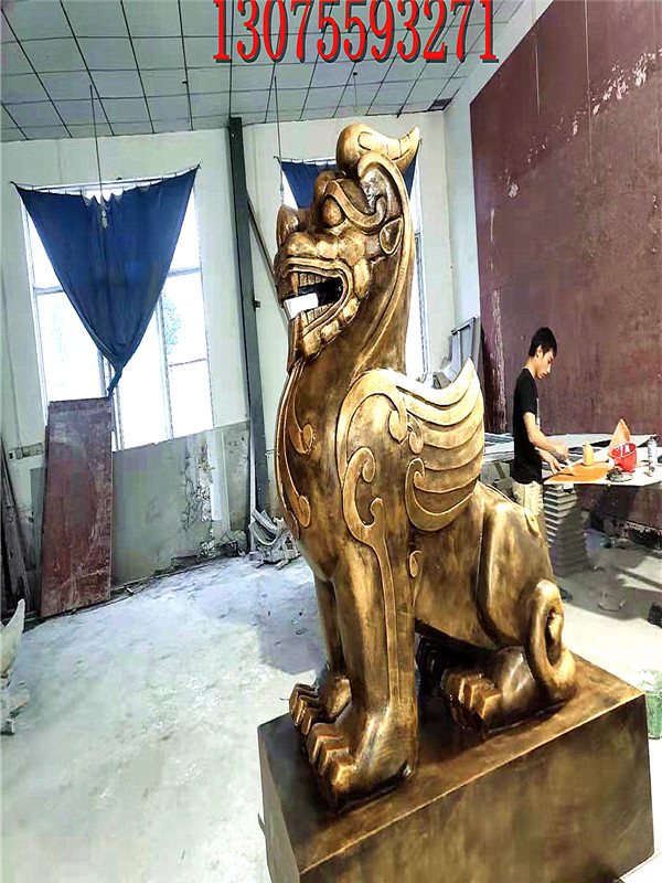 銅獅子雕塑